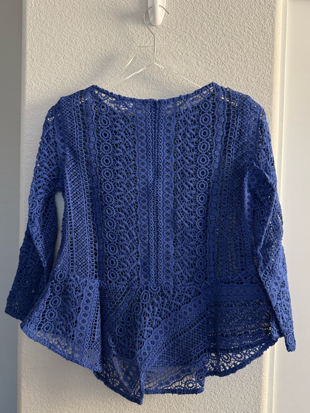 Anthropologie Blue Tassel Crochet Peplum Blouse in Royal Blue NWOT - Picture 3 of 6